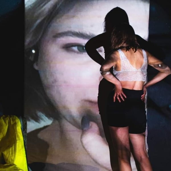 Плакат: Clean girl – Fat Festival