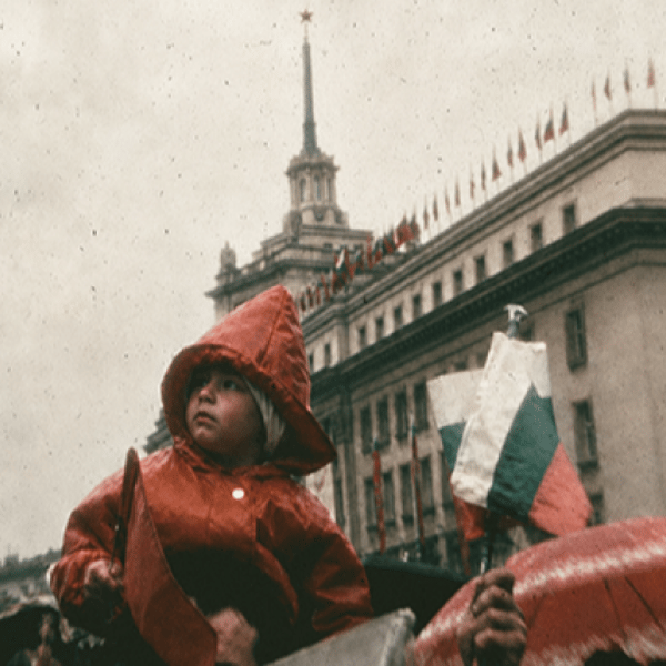 Плакат: ХРОНИКИ ЗА НЕУДОБНАТА ИСТИНА