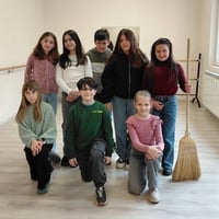 Плакат: ТЕЛЕВИЗИЯ в ГАРАЖА