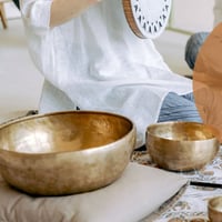 Плакат: ЗВУКОВO И ЕНЕРГИЙНО ЗАРЕЖДАНЕ С ИН(а) и ЯН(а)