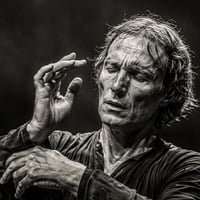 Плакат: Прожекция на филма „Тялото говори“ посветен на Ришард Чешлак