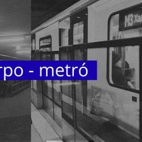 Плакат: метро here - metró there // gyaloglás