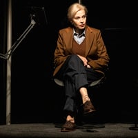 Плакат: СЛОН В СТАЯТА