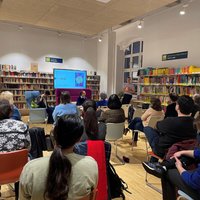 Плакат: Читателски клуб „Литературни светове“