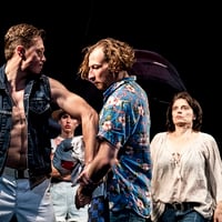 Плакат: ДЖЪМПИ