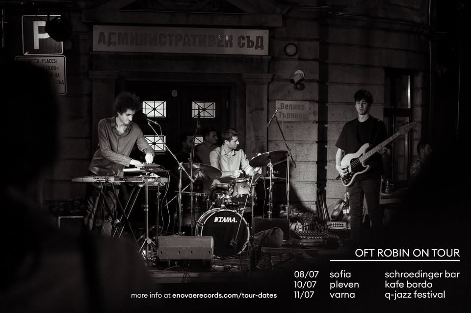 Плакат: Oft Robin on Tour / Турне в България