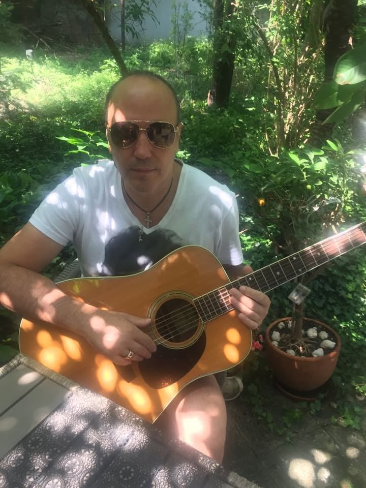 Плакат: ТОНИ ЧЕМБЪРА в АРТ КЛУБ София