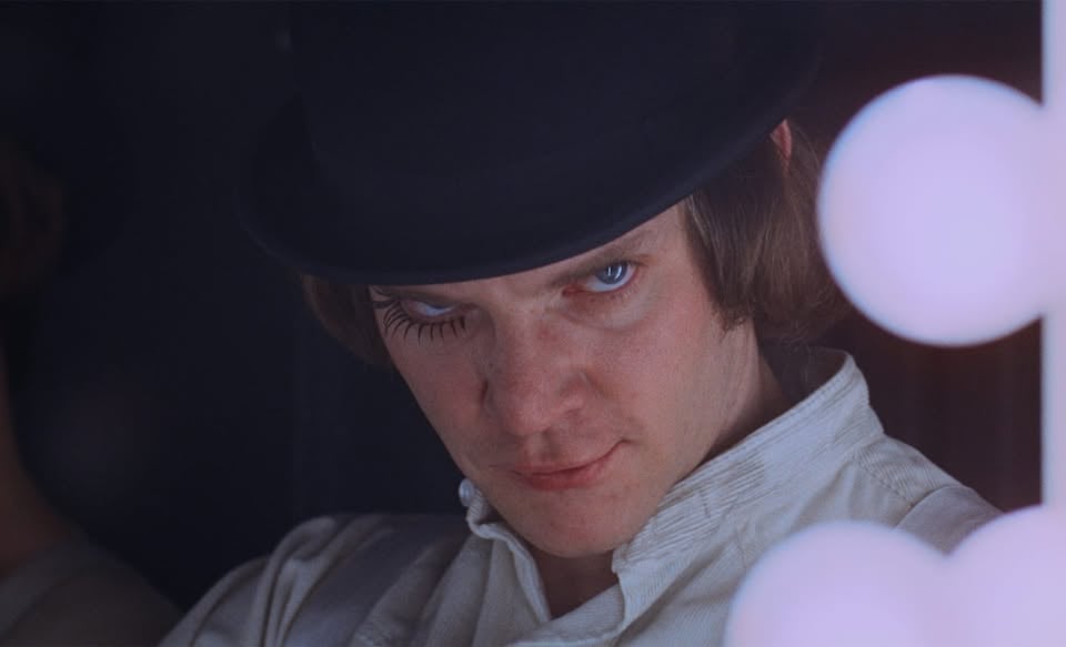 Плакат: Портокал с часовников механизъм / A Clockwork Orange (1971) на 55 години | 4К реставрация