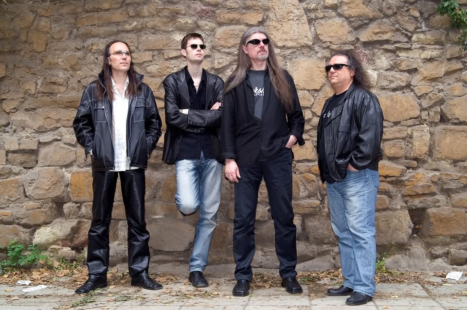Плакат: MONOLITH в Swingin' Hall