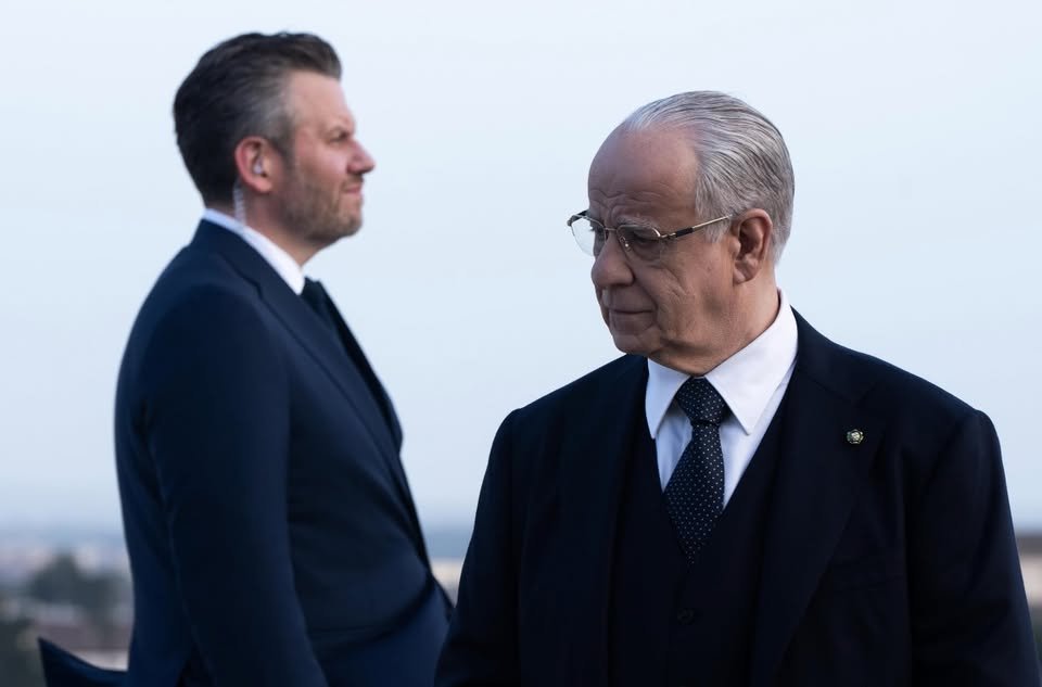 Плакат: ПОМИЛВАНЕ | LA GRAZIA |