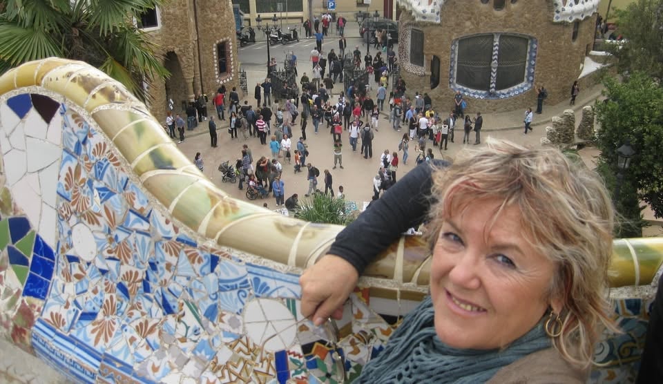 Плакат: Илеана Стоянова – поет на март в Столична библиотека