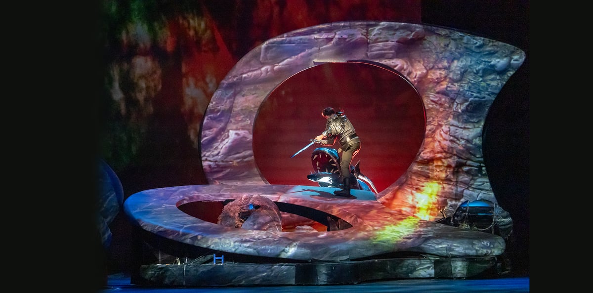 Плакат: ЗИГФРИД