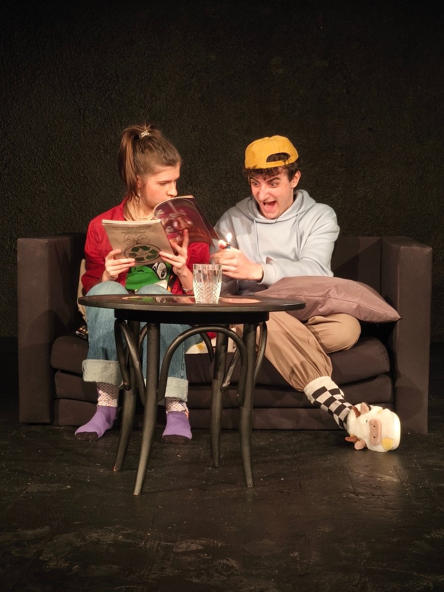 Плакат: ИЗПИТ ПО АКТЬОРСКО МАЙСТОРСТВО (I-ви курс, клас проф. Ивайло Христов) (до 14:00) (ТЕАТРАЛЕН МАРАТОН)