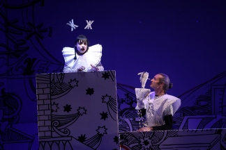 Плакат: И НИЕ ИГРАЕМ РОМЕО И ЖУЛИЕТА