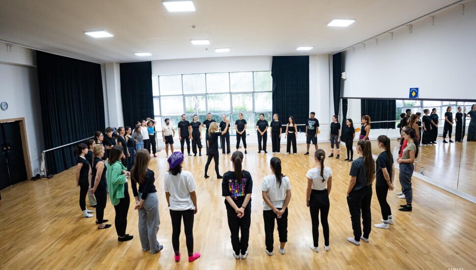 Плакат: Workshop: Thinking bodies and moving minds